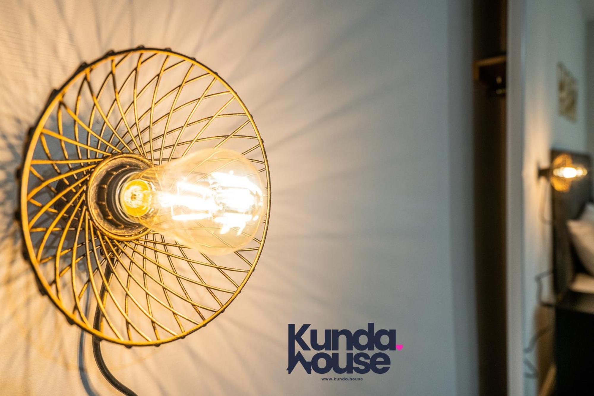 Apartamento Kunda House In Tyseley Birmingam Exterior foto