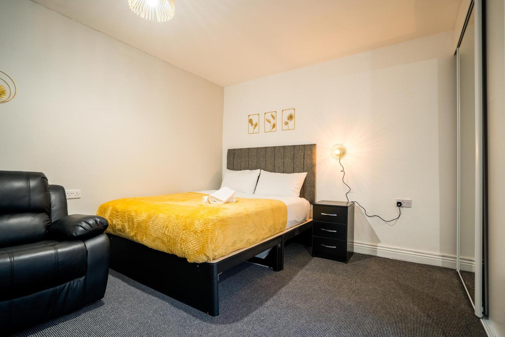 Apartamento Kunda House In Tyseley Birmingam Exterior foto