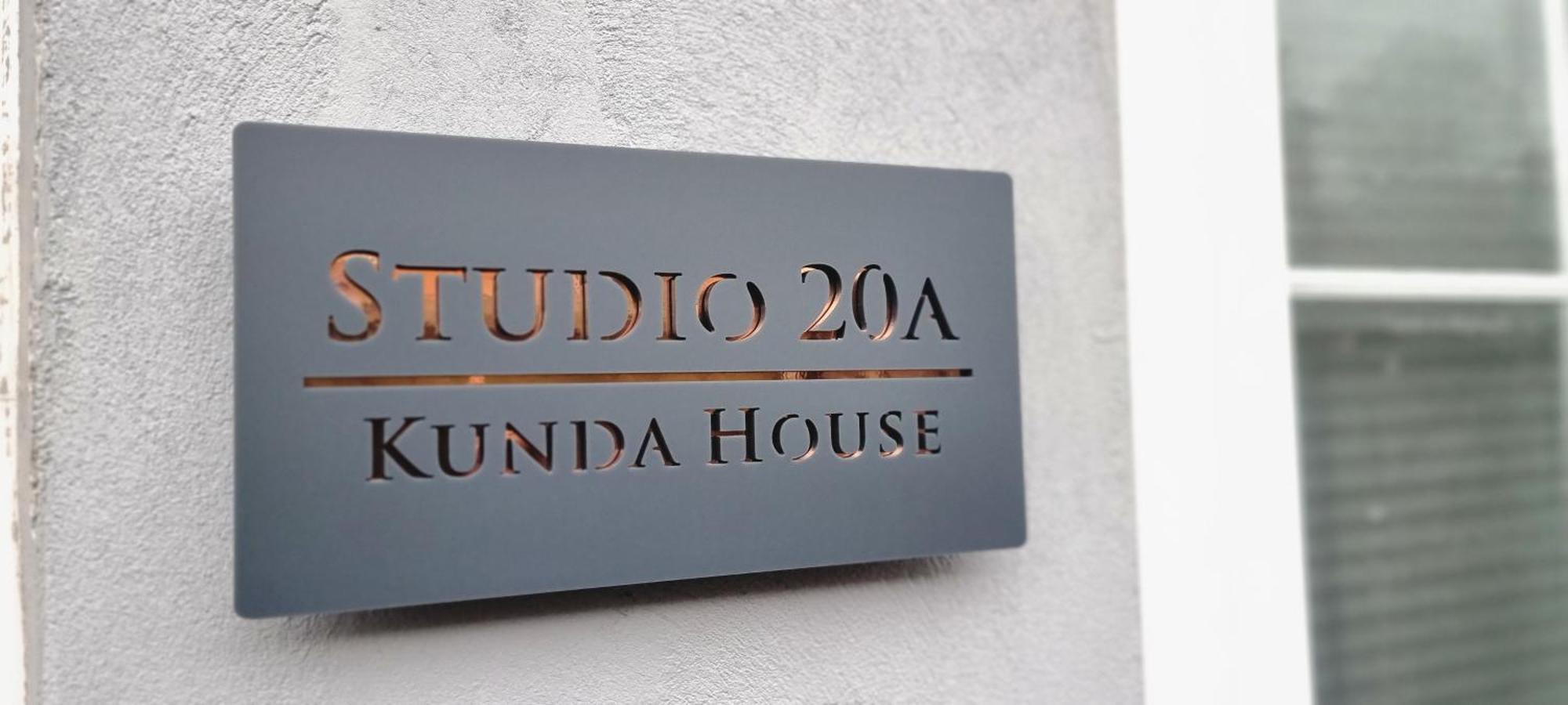 Apartamento Kunda House In Tyseley Birmingam Exterior foto